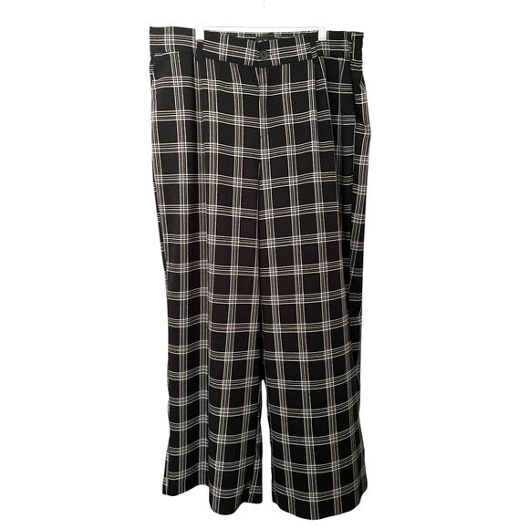 Torrid Studio  Wide Legged Pants | Sz 16 | Original Price 59.90 | Euc - Picture 1 of 7